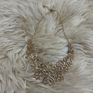 Statement necklace available in three colours